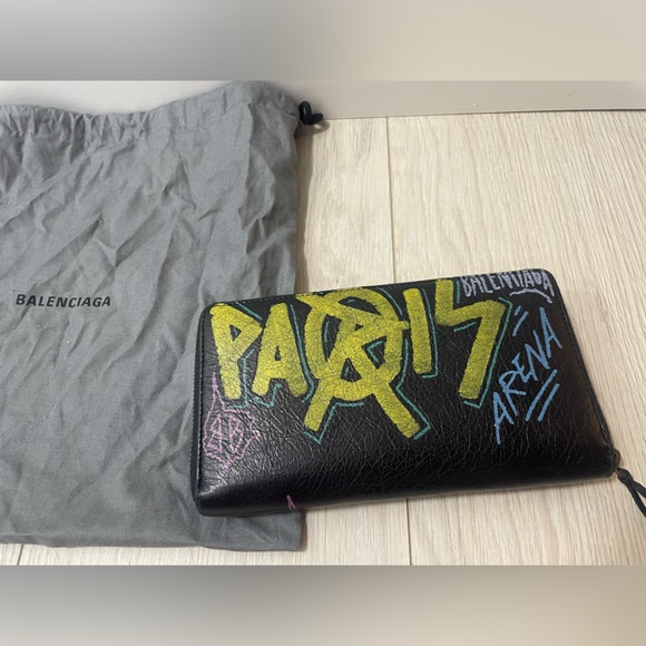 Balenciaga Wallet - Picture 3 of 9